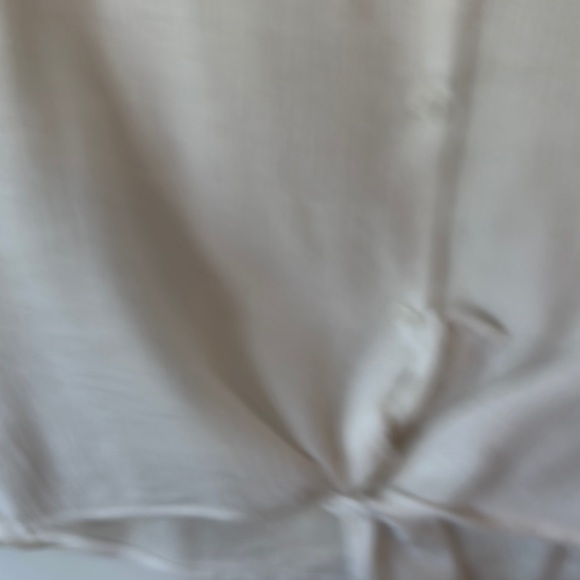 H&M | Off-White Button-Down Crop Front Tie Short Sleeve Shirt - Picture 5 of 10